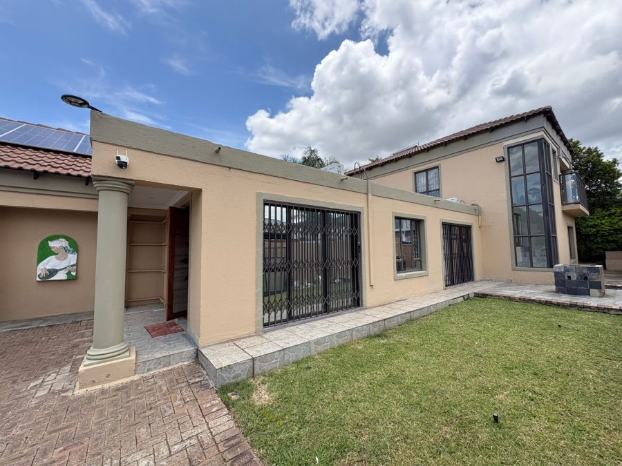 4 Bedroom Property for Sale in Waterval East North West